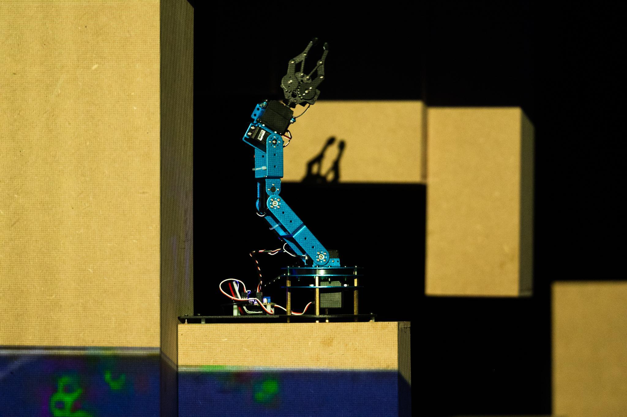 Gregor_Salobir_Kons_Intimni_Apofenija_vaja_soci-22