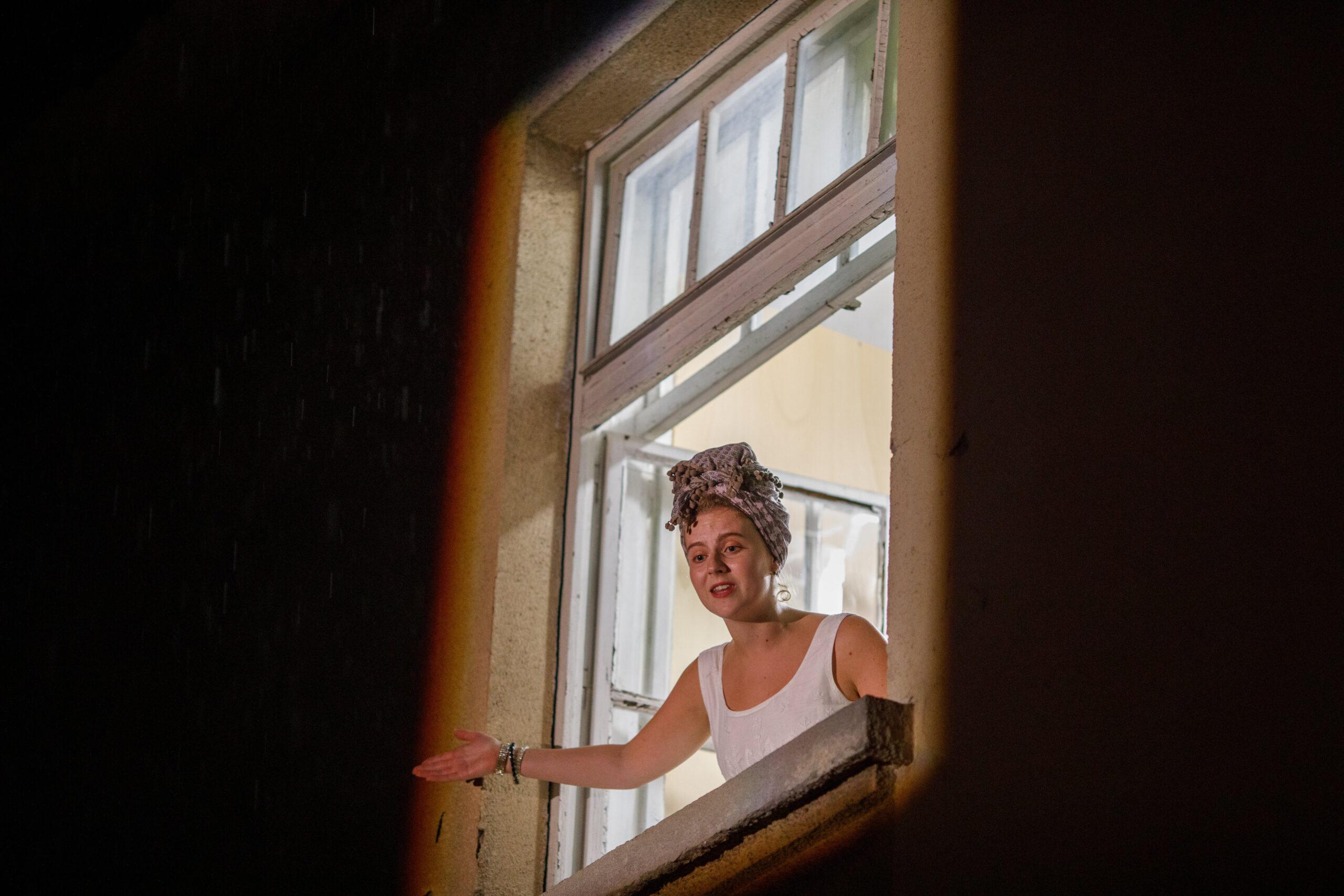 predstava Kje mi živimo
režiser Bor Ravbar

Slovensko mladinsko gledališče

Fotografija: Matej Povše